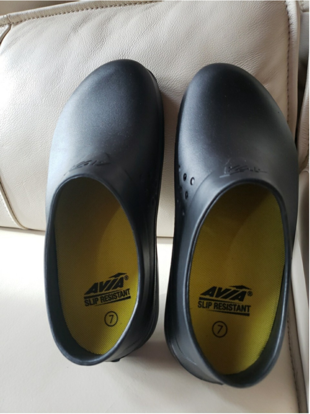 Avia Flame Men Black Slip Resistant Clog Size 7